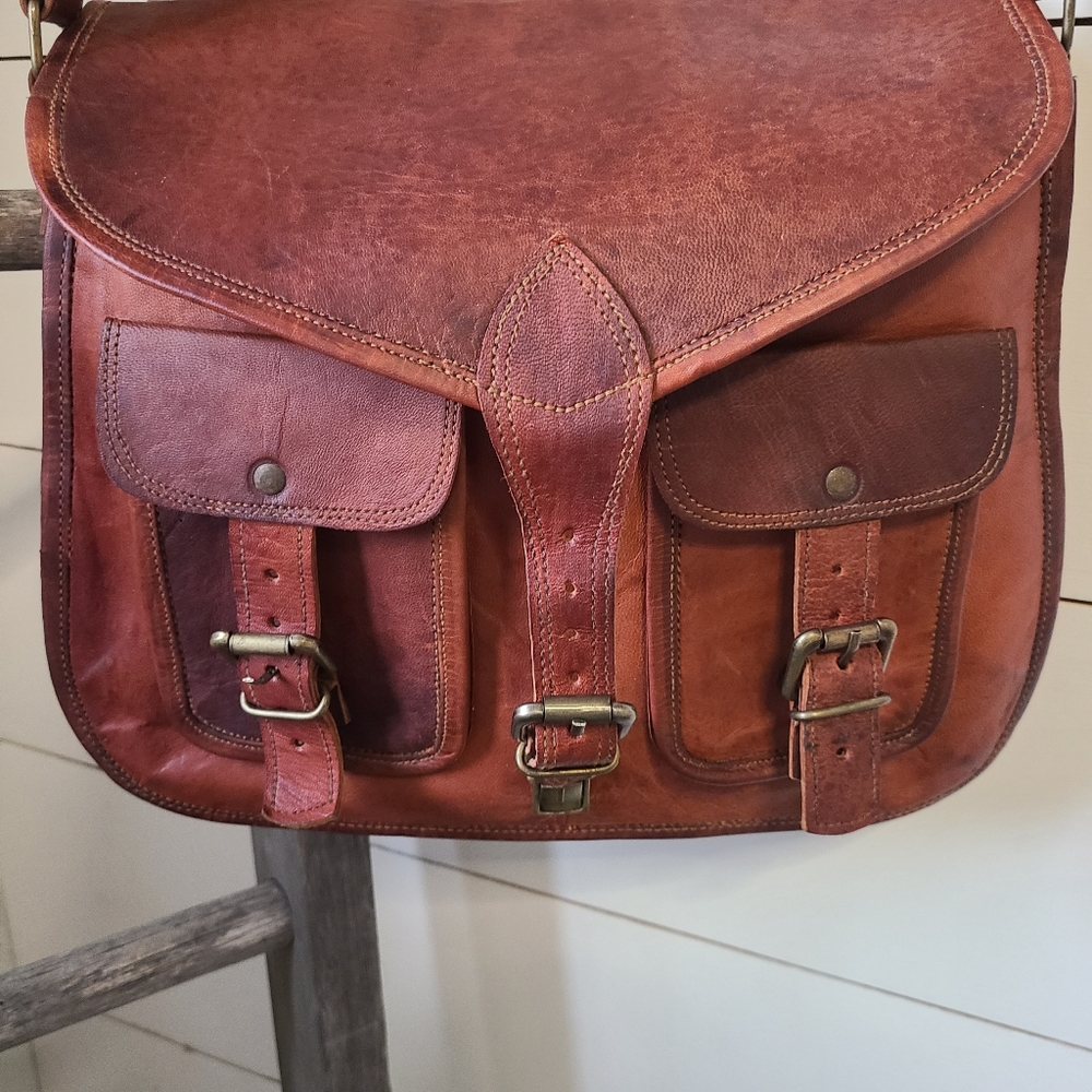 Komals passion leather purse. - Picture 7 of 7